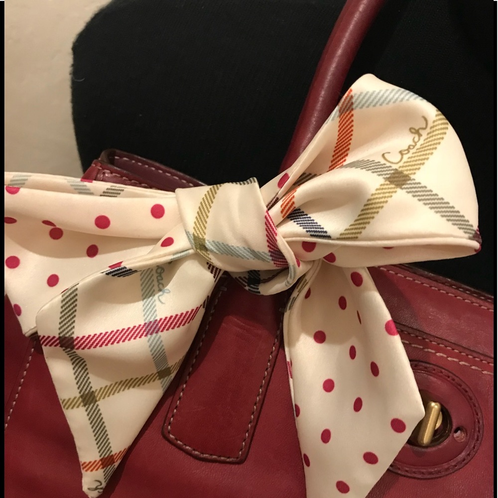 VTG COACH SCARF SATCHEL - Picture 2 of 6